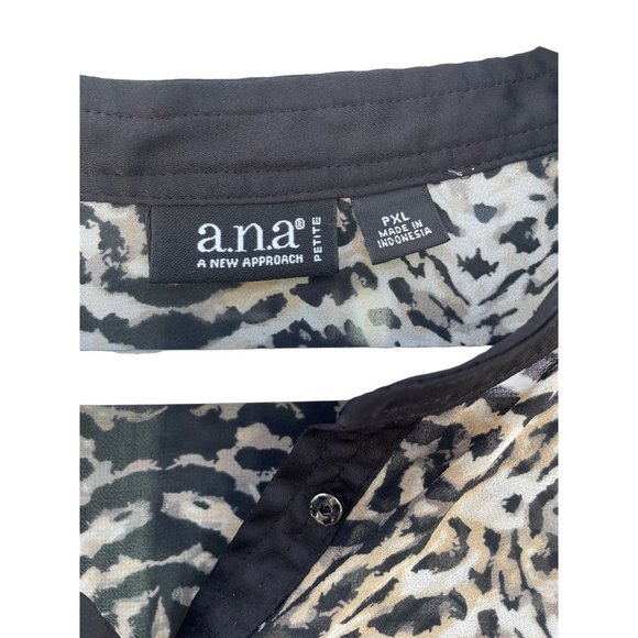 A.N.A Women's petite XL Ana Animal Print flowy Top - Picture 3 of 9